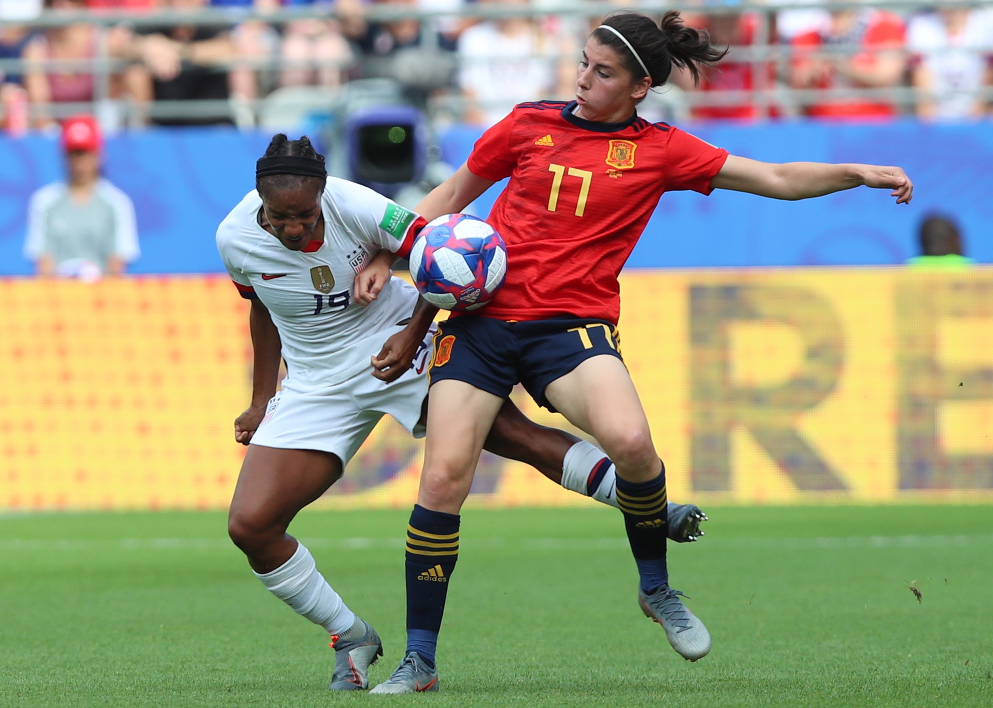 关于西班牙女足成功淘汰南非队，挺进八强的信息